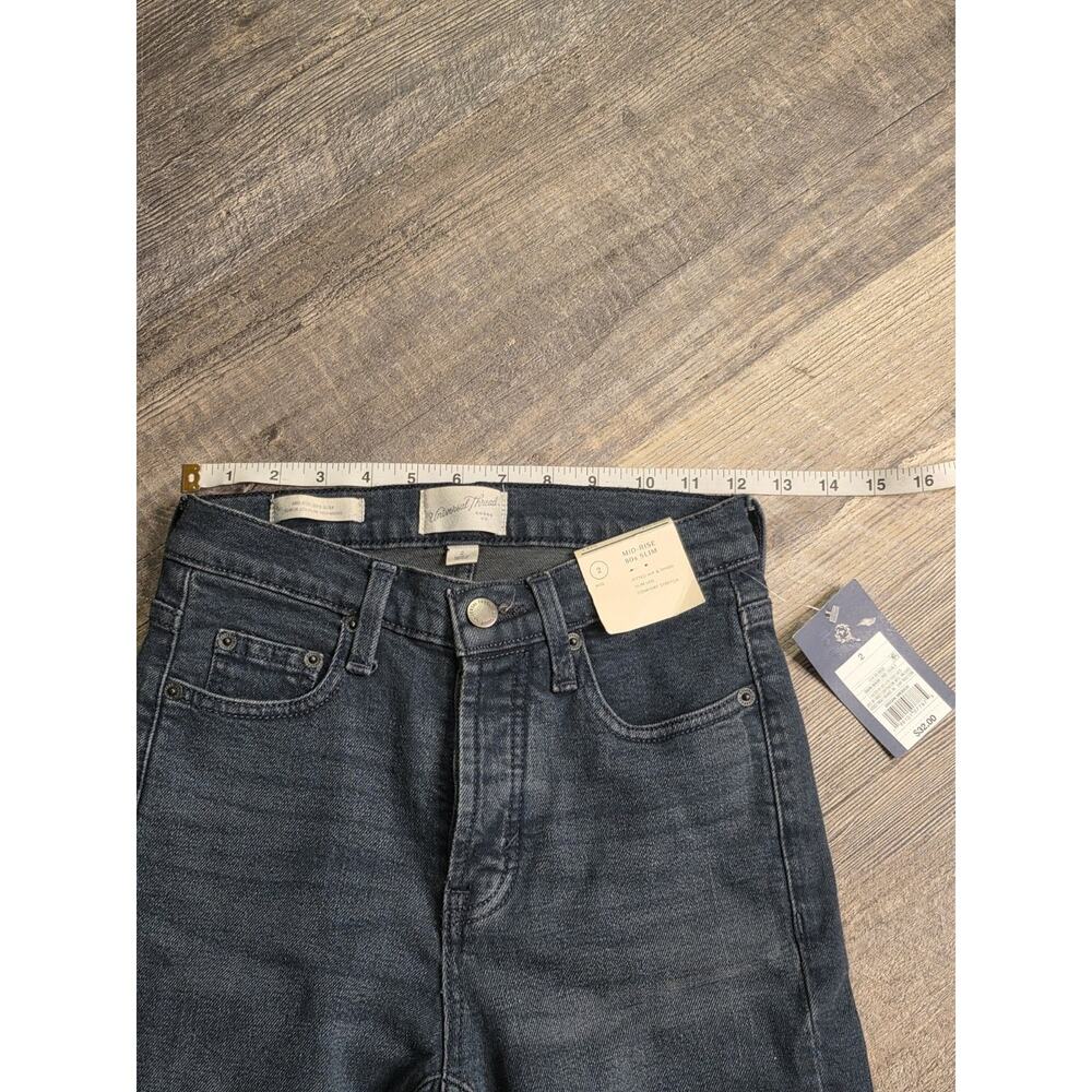 NWT Women's Universal Thread Size 2 Mid Rise 80's Slim Fit Comfort Stretch Jeans - Picture 2 of 7